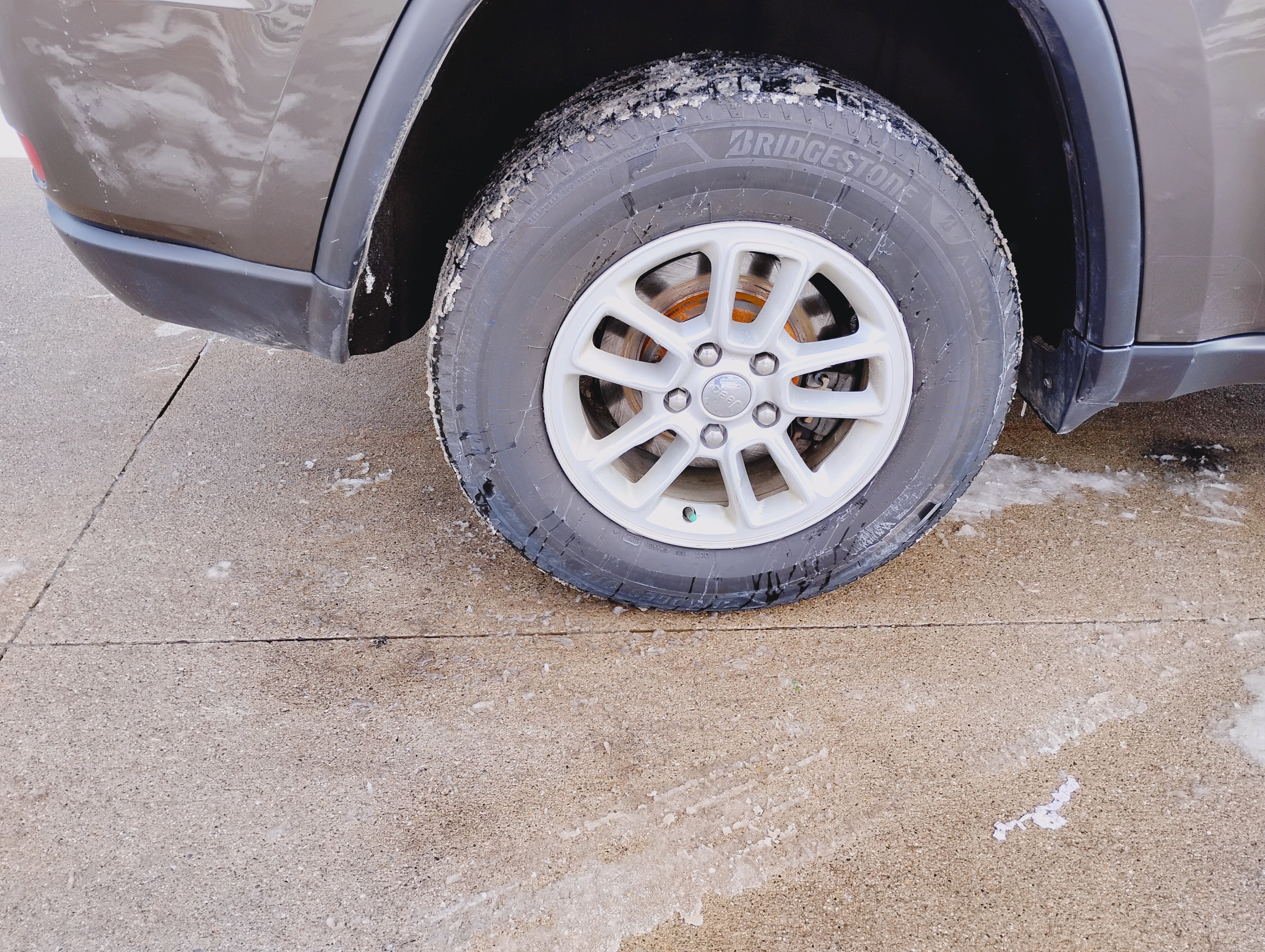 Used 2020 Jeep Grand Cherokee Laredo image 25