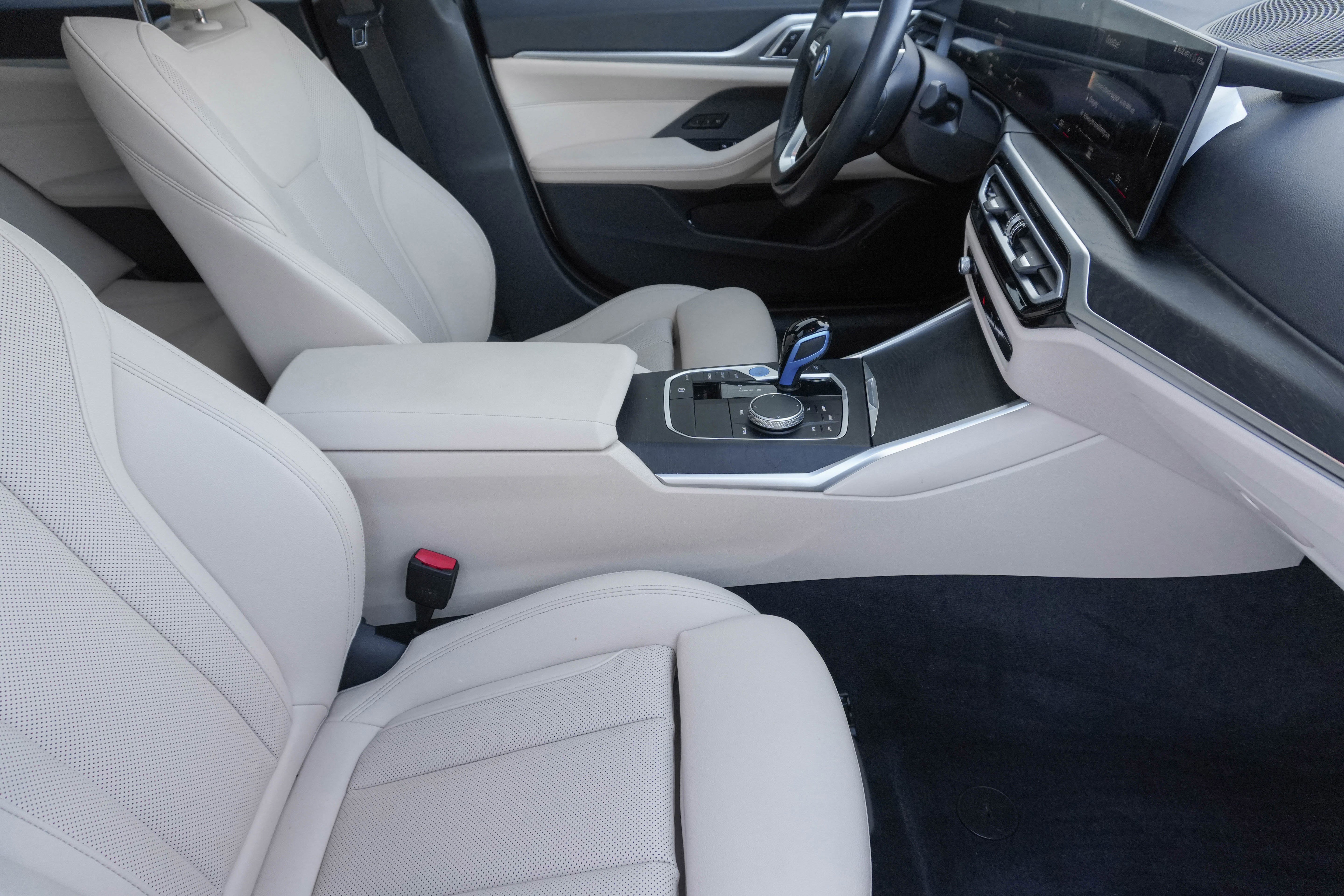 Certified 2023 BMW i4 eDrive40 image 11