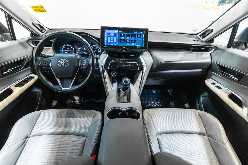Used 2021 Toyota Venza XLE w/ Softex Package AWD/4WD image 15