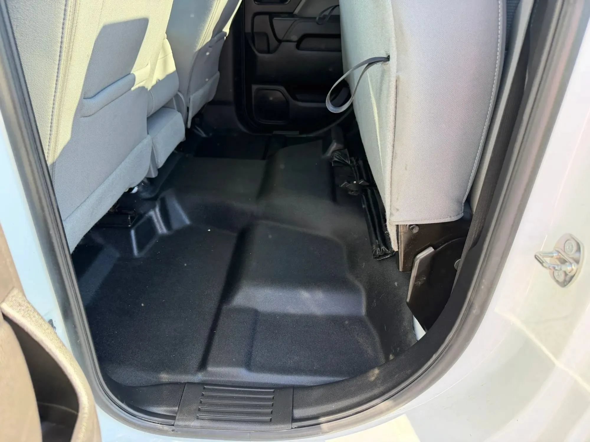 Used 2019 Chevrolet Silverado 2500 W/T AWD/4WD image 28