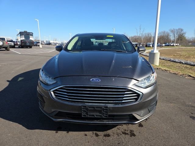 Used 2020 Ford Fusion SE image 4