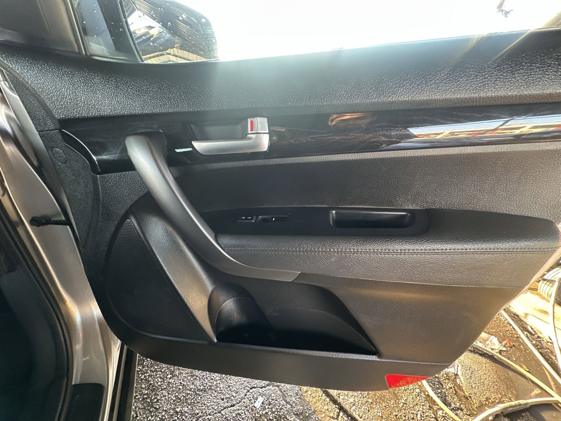 Used 2014 Kia Sorento LX image 31