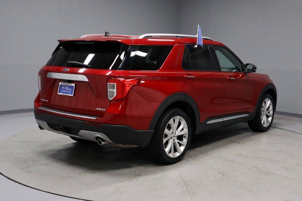 Certified 2022 Ford Explorer Platinum w/ Technology Package image 12