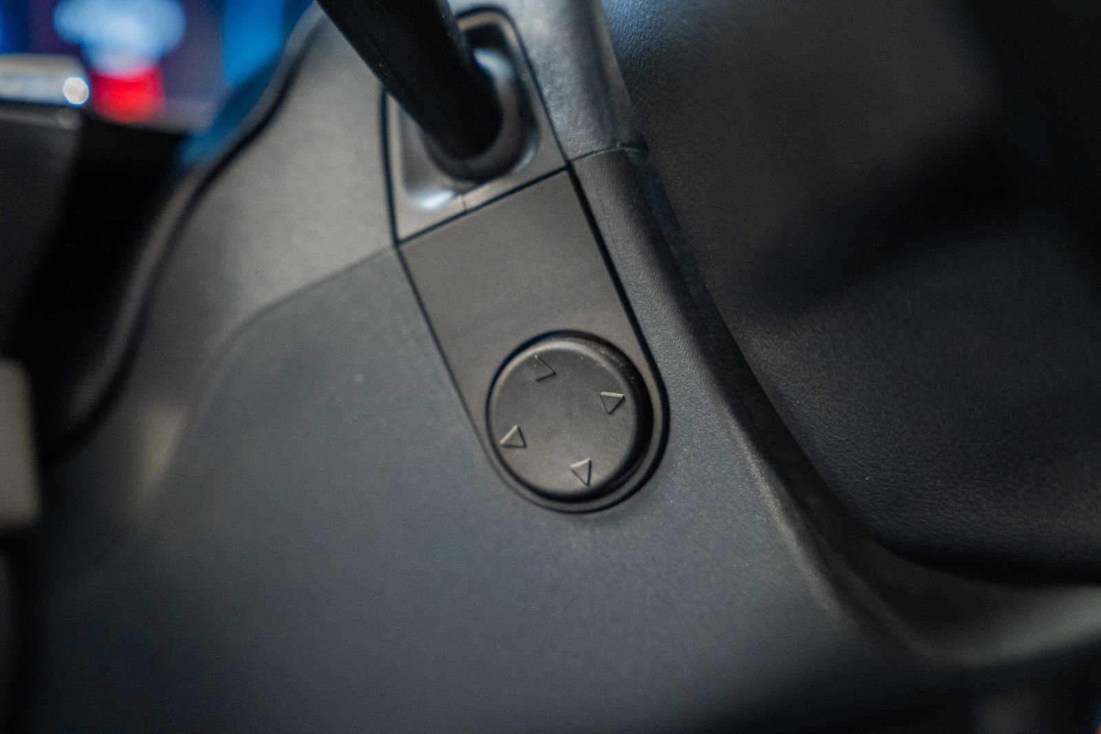 Used 2023 Ford F150 Lariat w/ Equipment Group 502A High image 57