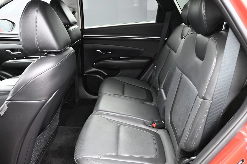 Used 2023 Hyundai Tucson Limited AWD/4WD image 12