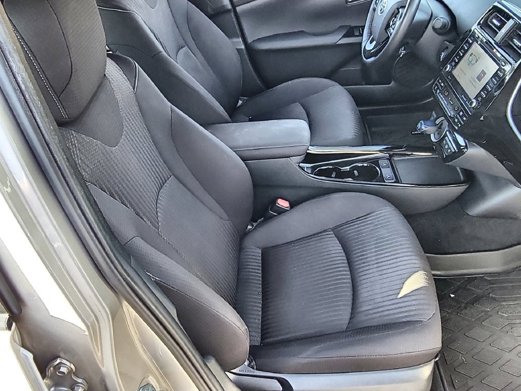 Used 2021 Toyota Prius Prime LE w/ Carpet Mat Package (TMS) FWD image 26