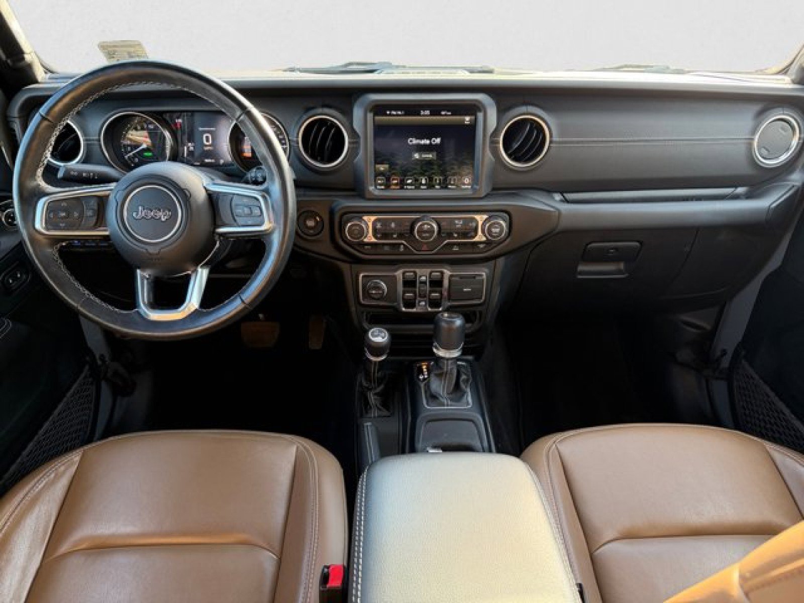 Used 2023 Jeep Wrangler Unlimited Sahara w/ Cold Weather Group image 11