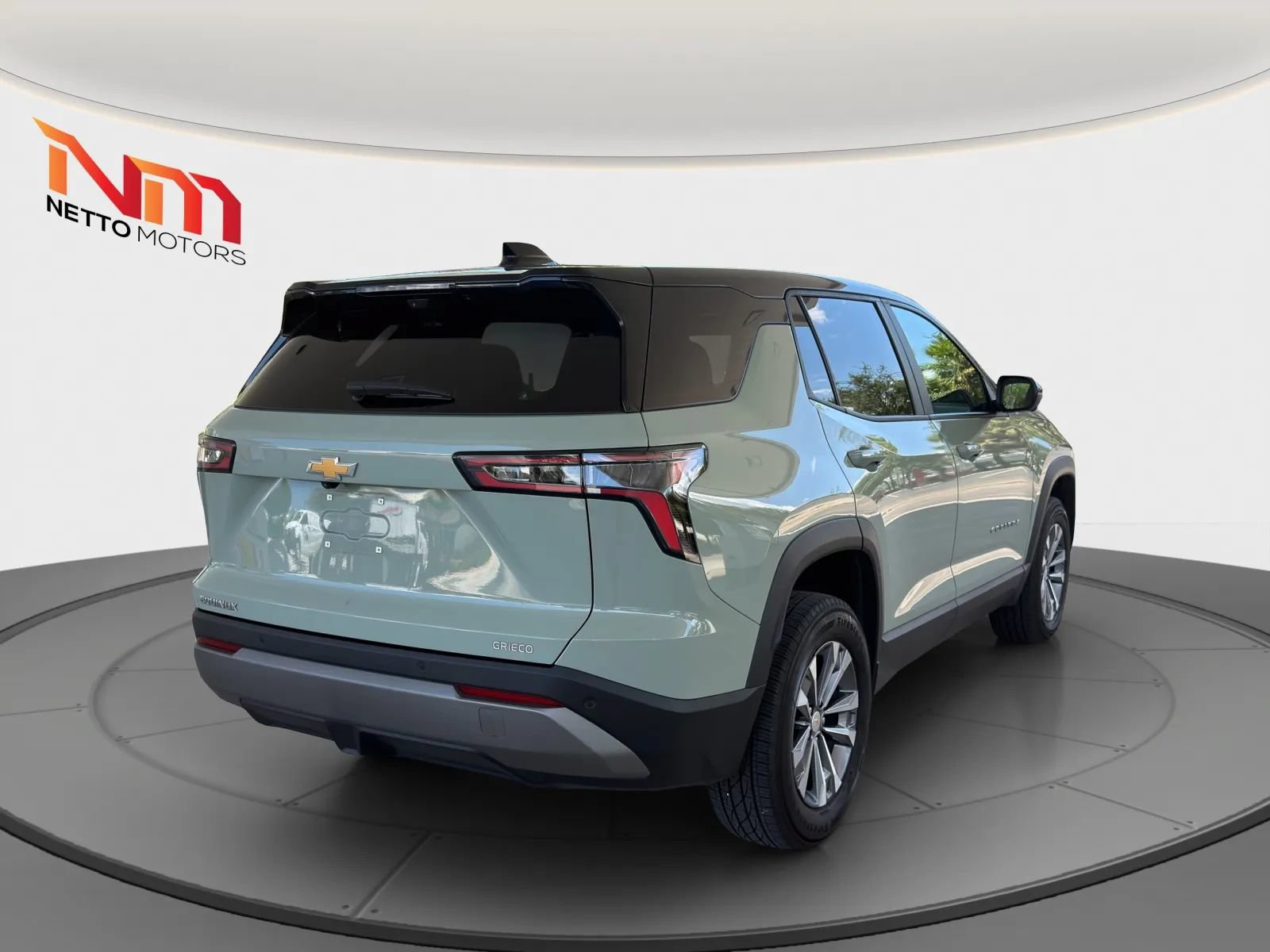 Used 2026 Chevrolet Equinox LT w/ Convenience Package II FWD image 5