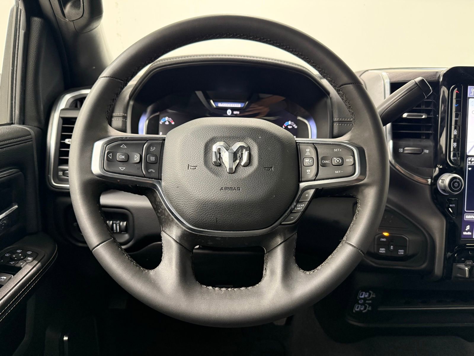 Used 2025 RAM 2500 Laramie image 25