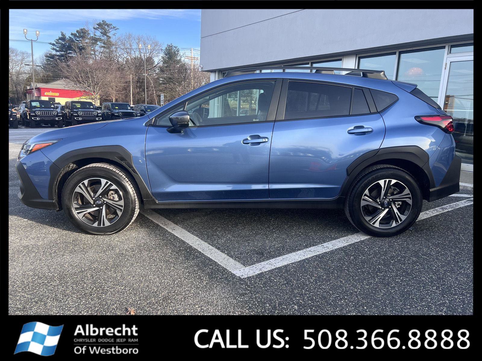 Used 2024 Subaru Crosstrek 2.0i Premium image 2
