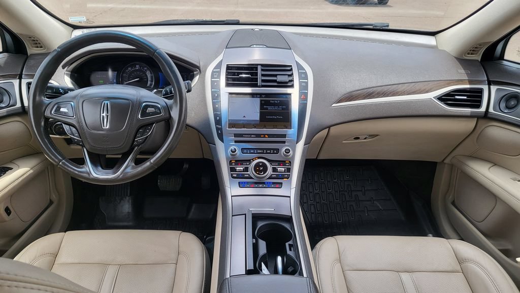 Used 2018 Lincoln MKZ Reserve w/ Climate Package FWD image 29