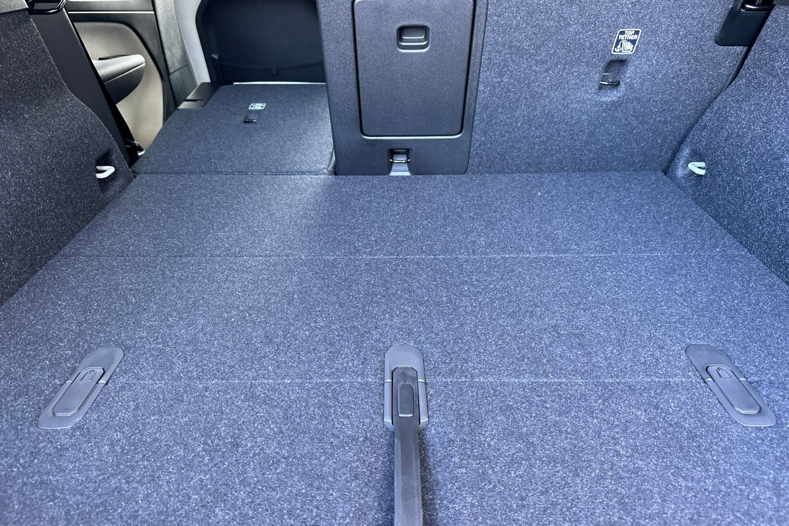 New 2026 Volvo XC40 B5 Plus w/ Protection Package Premier image 17