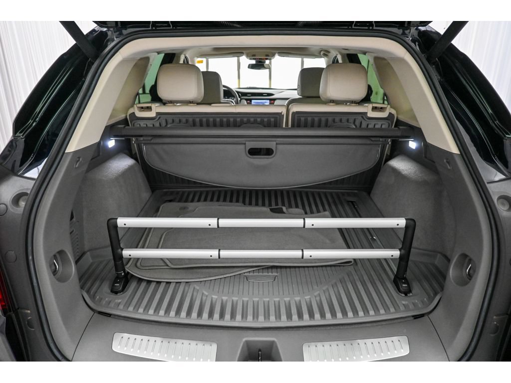Certified 2022 Cadillac XT5 Premium Luxury FWD image 60