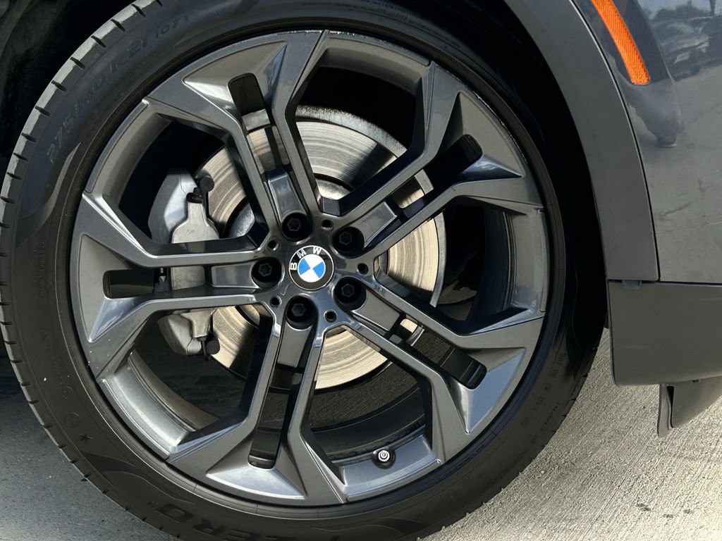 Used 2020 BMW X6 sDrive40i w/ Convenience Package image 11