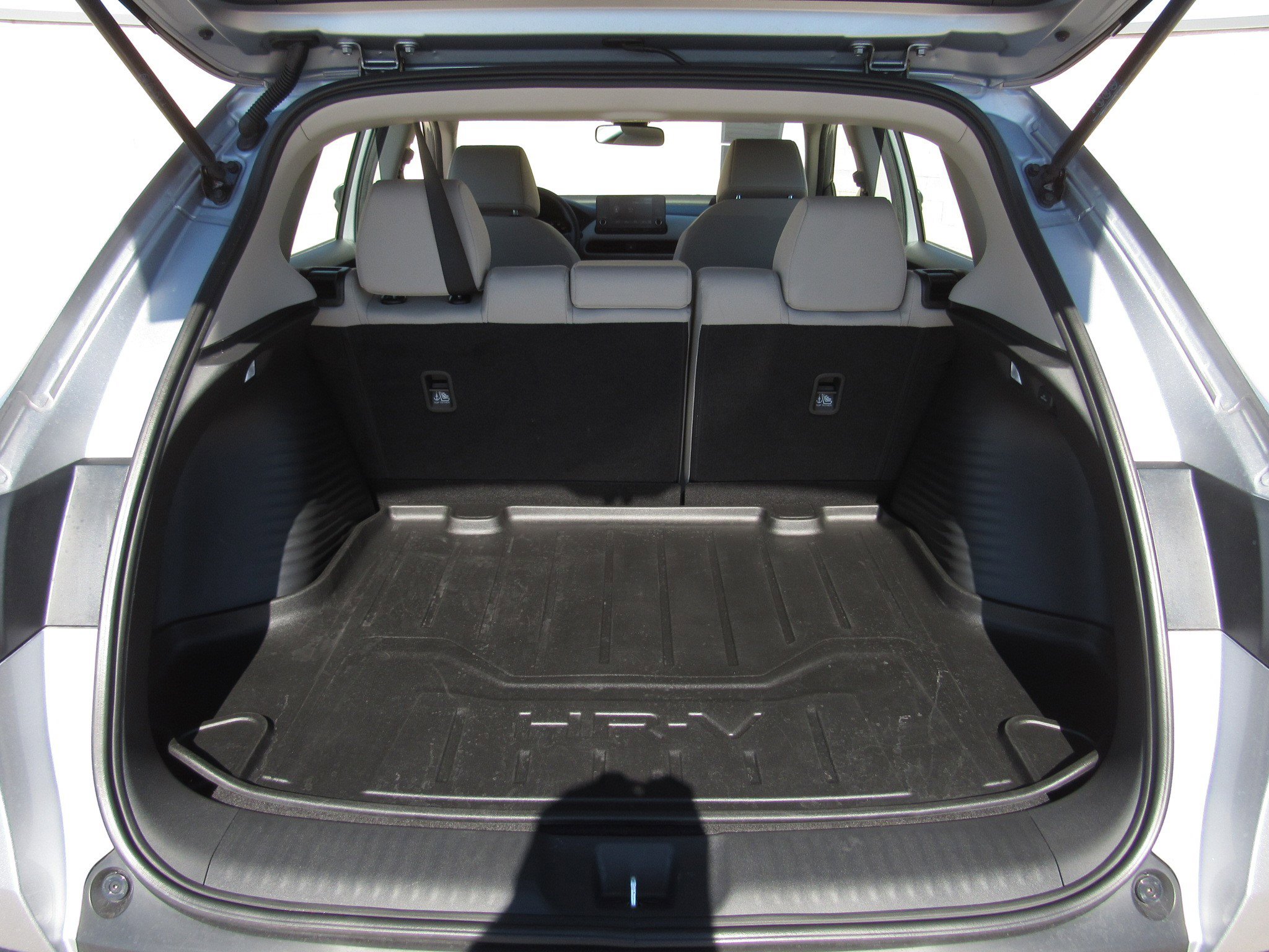 Used 2025 Honda HR-V LX image 12