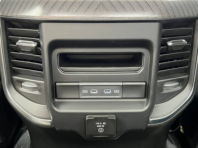 New 2026 RAM 2500 Big Horn AWD/4WD image 34