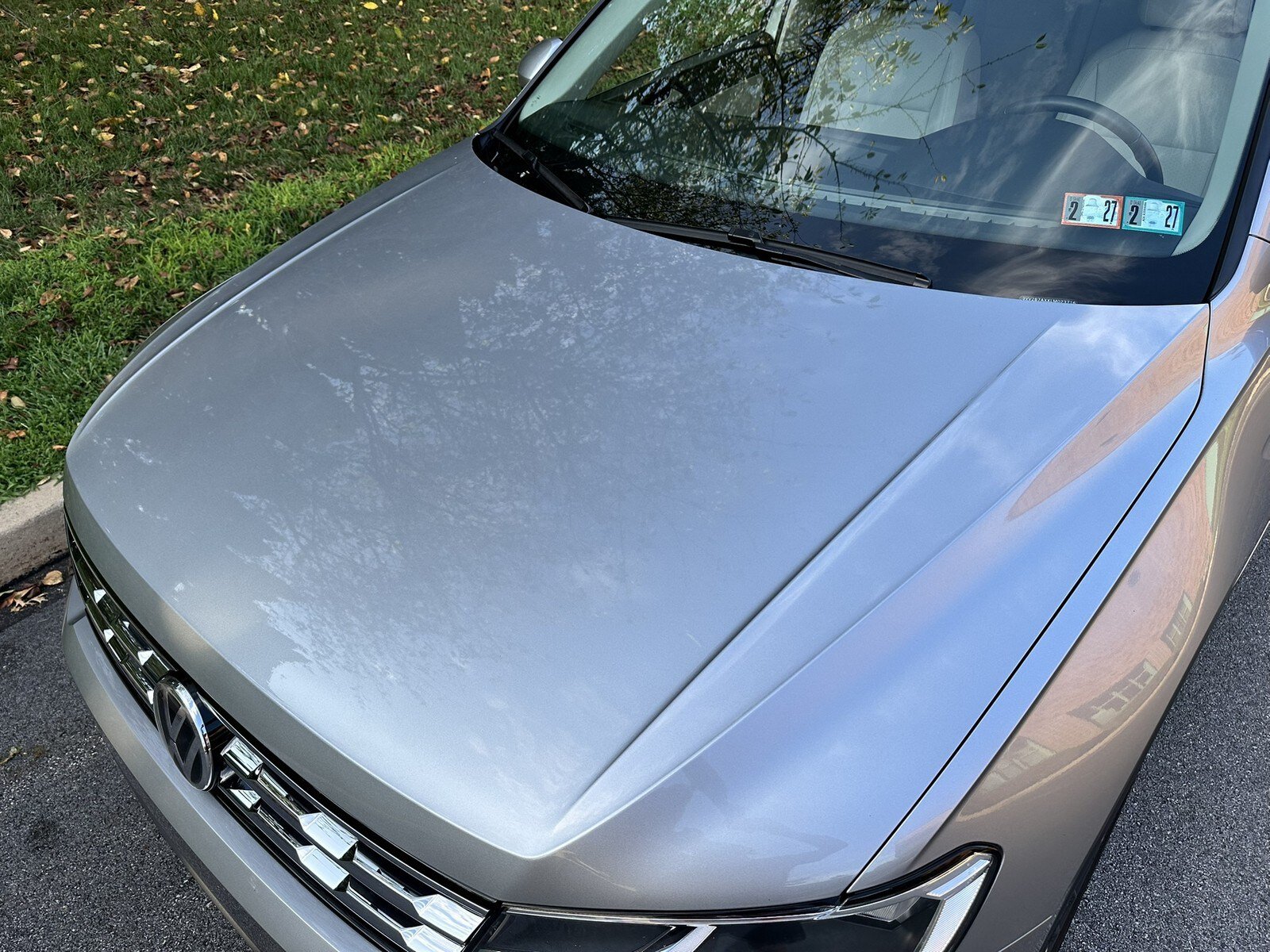 Used 2020 Volkswagen Tiguan SEL AWD/4WD image 74