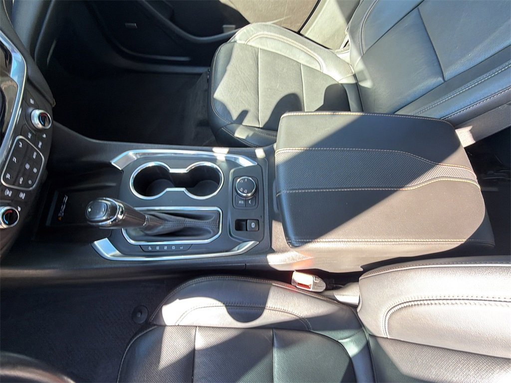 Used 2019 Chevrolet Traverse Premier w/ Redline Edition image 3