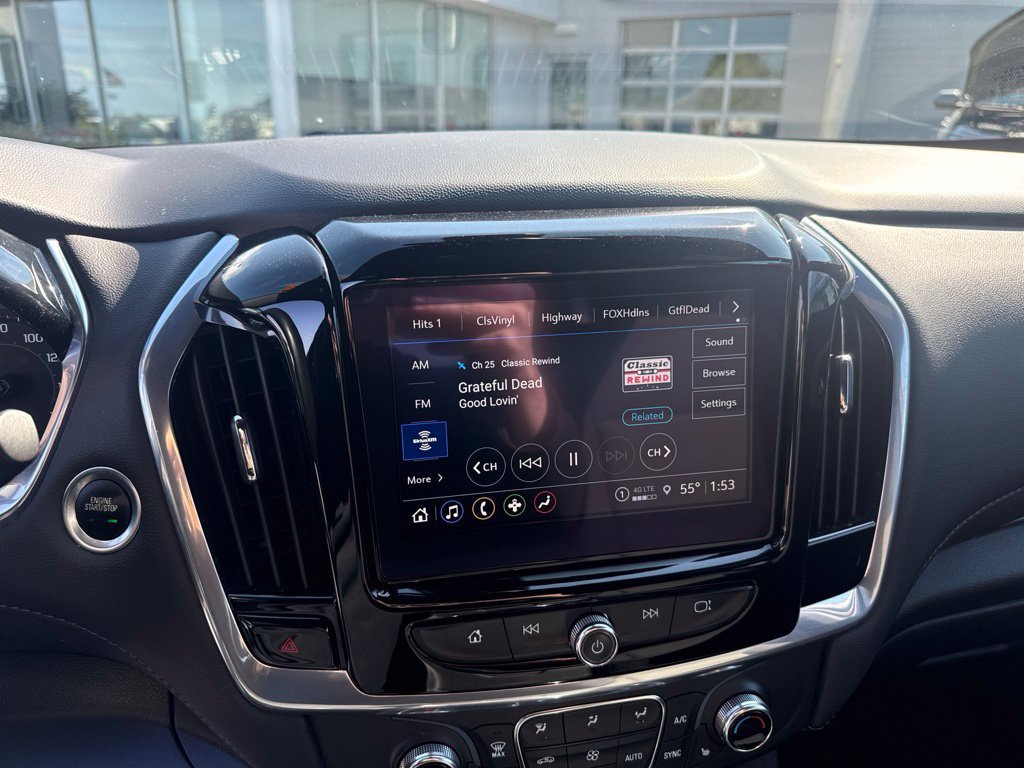 Used 2023 Chevrolet Traverse LT AWD/4WD image 15