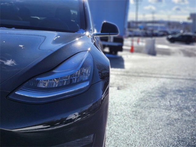 Used 2020 Tesla Model 3 image 10