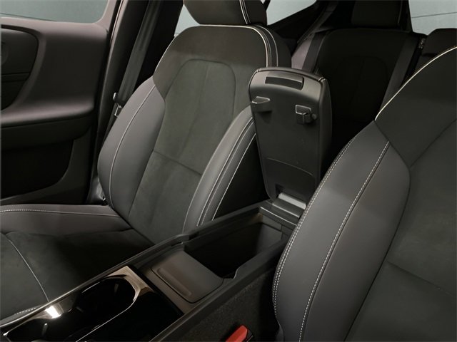 Used 2023 Volvo XC40 Recharge Ultimate w/ Protection Package Premier image 52