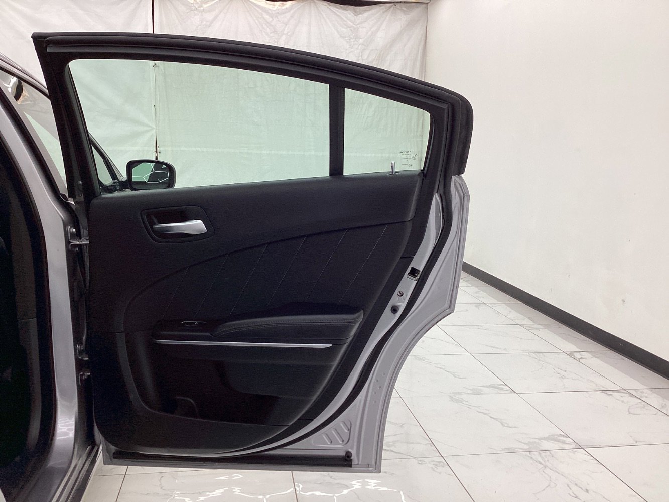 Used 2015 Dodge Charger SXT RWD image 25