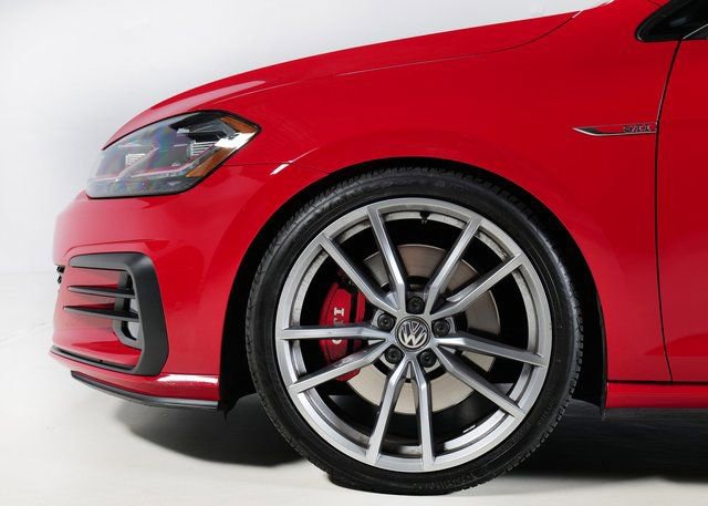 Used 2021 Volkswagen GTI SE image 31