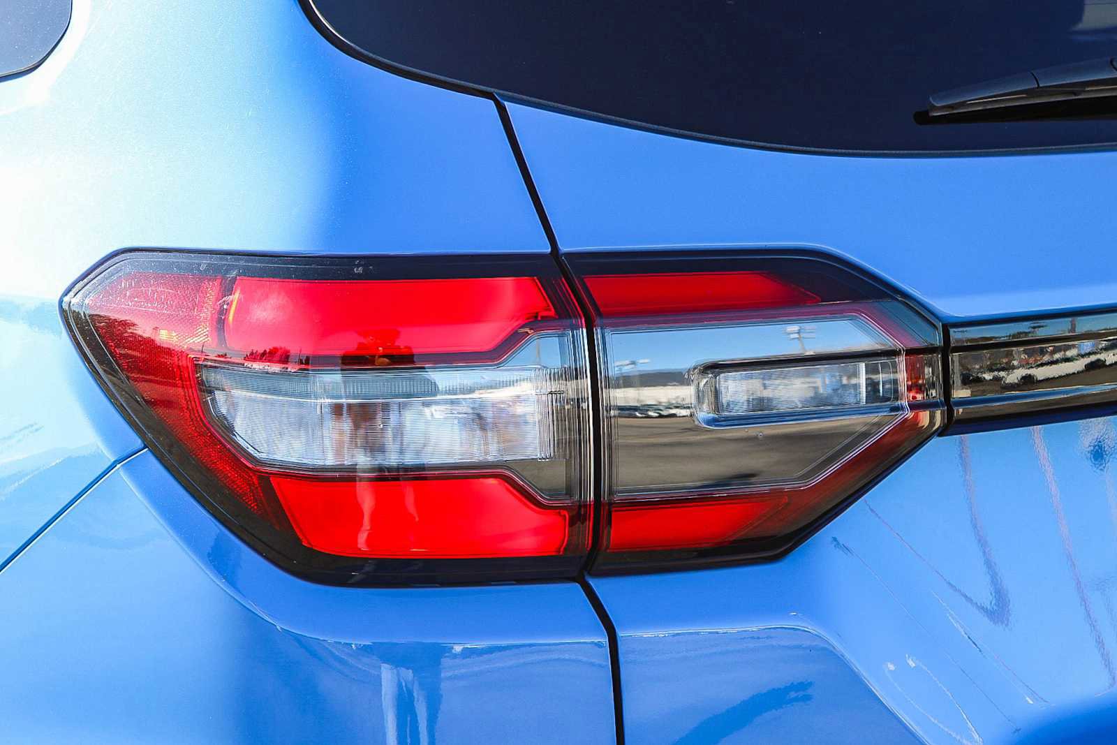 Certified 2025 Honda Pilot TrailSport image 7