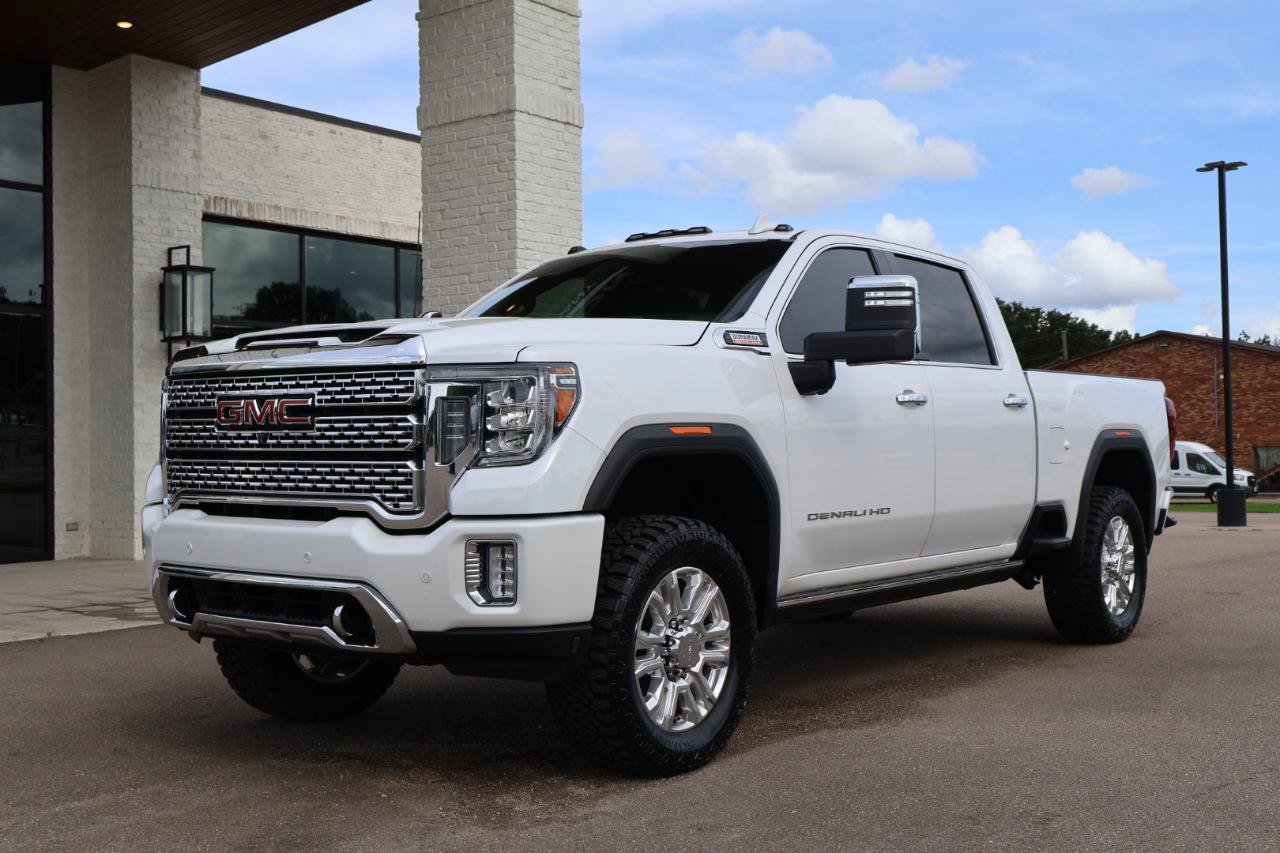 Used 2021 GMC Sierra 2500 Denali w/ Denali Ultimate Package AWD/4WD image 2