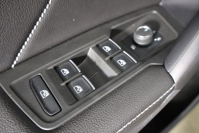 Used 2023 Volkswagen Tiguan SE FWD image 24