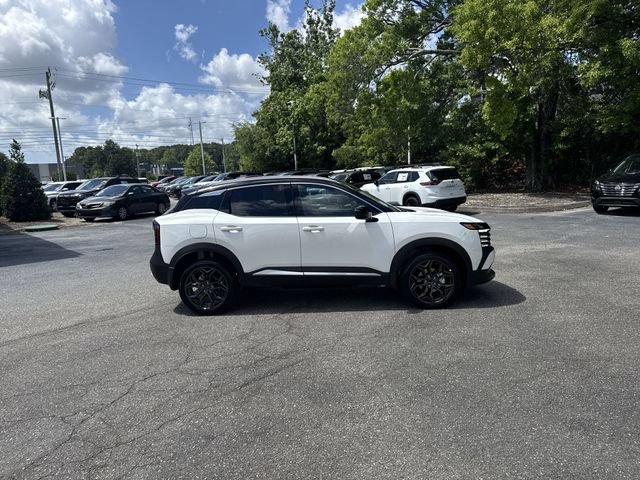 New 2026 Nissan Kicks SR FWD image 4