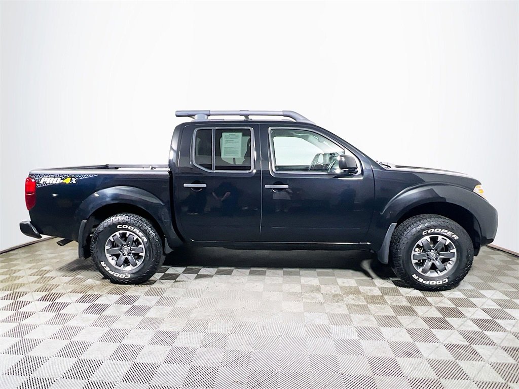 Used 2020 Nissan Frontier PRO-4X image 9