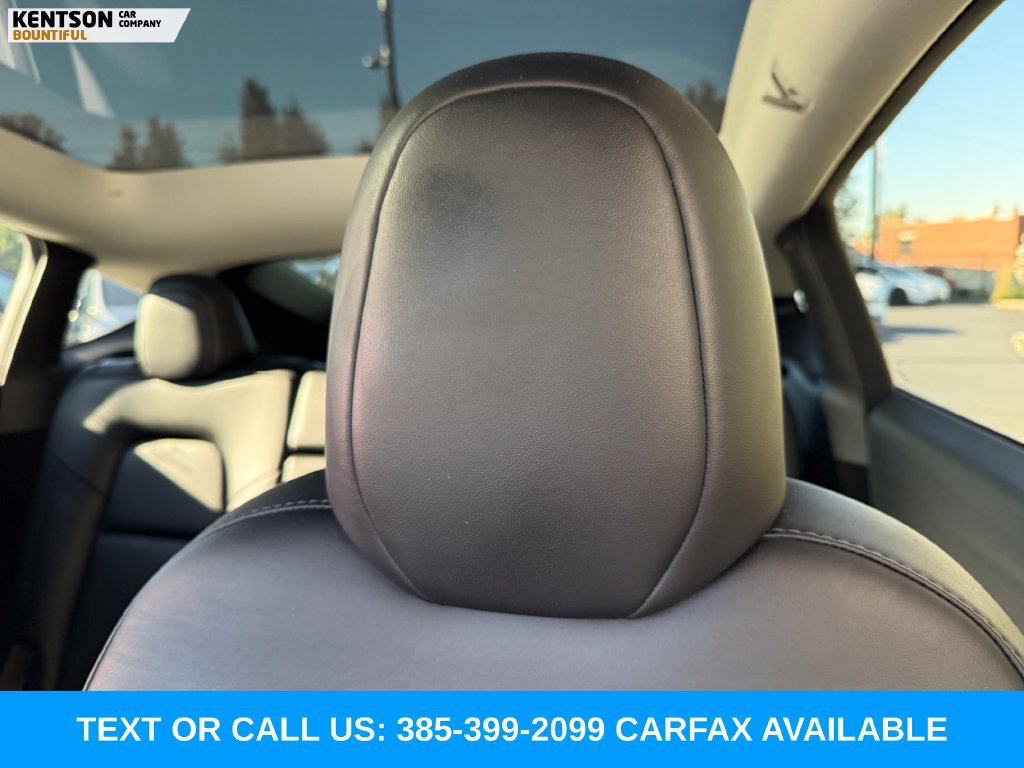 Used 2023 Tesla Model Y Performance AWD/4WD image 25