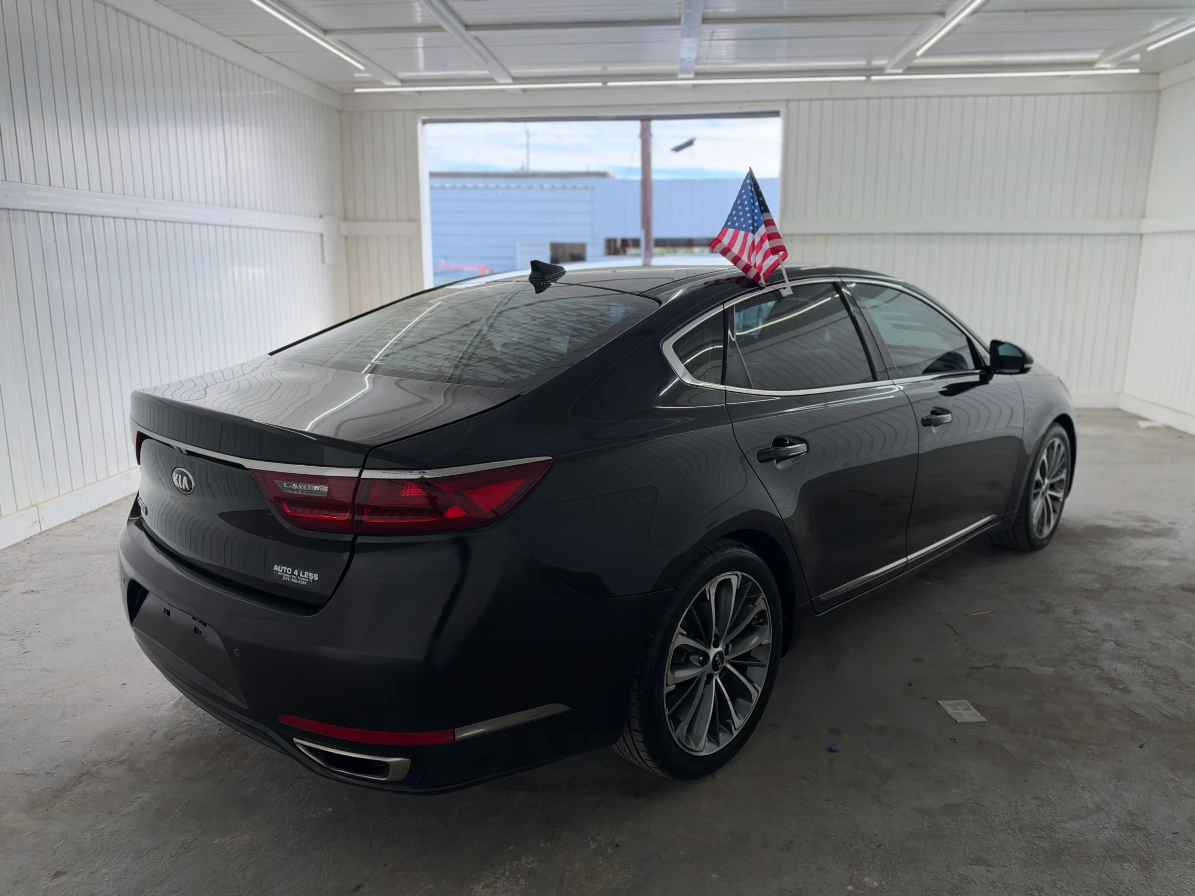 Used 2019 Kia Cadenza Technology FWD image 5