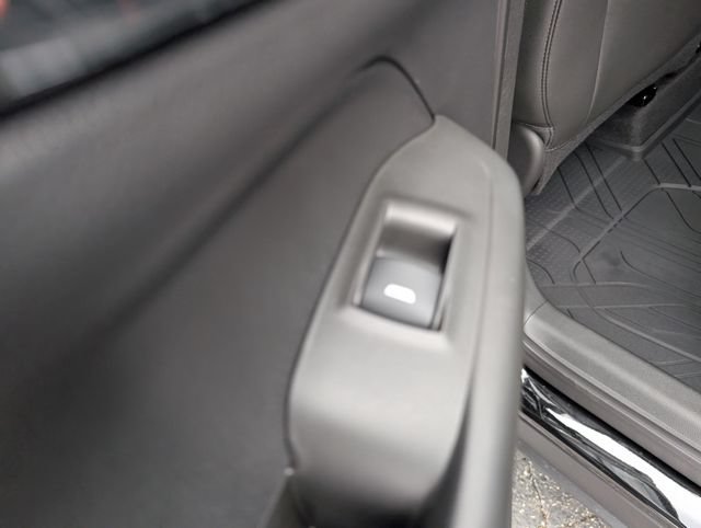 New 2026 Chevrolet TrailBlazer ACTIV w/ Convenience Package FWD image 12