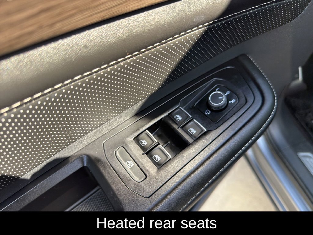 Used 2024 Volkswagen Atlas SEL Premium R-Line AWD/4WD image 15