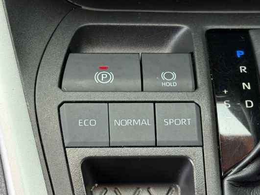 Used 2023 Toyota RAV4 XLE FWD image 23