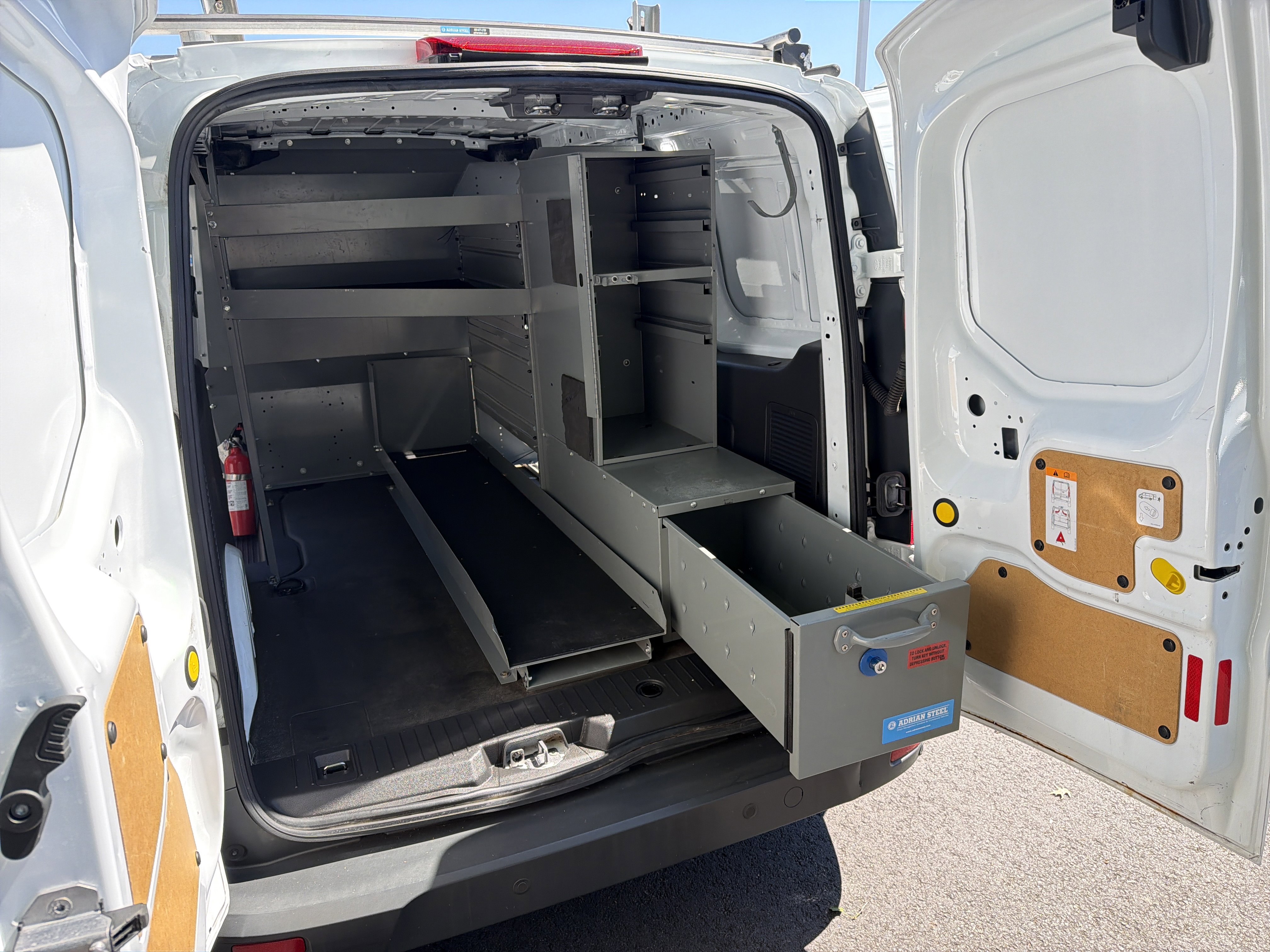 Used 2018 Ford Transit Connect XL FWD image 33