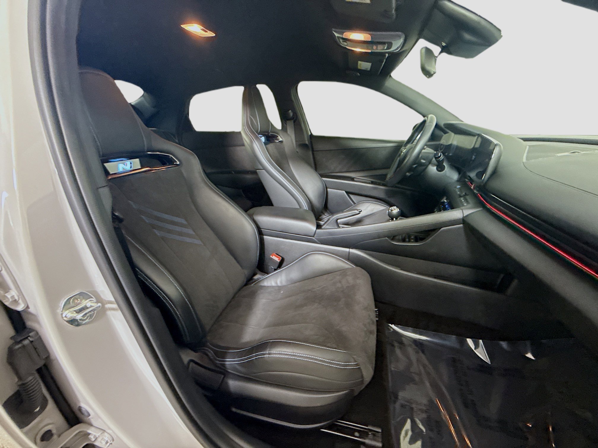 Used 2022 Hyundai Elantra N w/ Preferred Accessory Package image 29