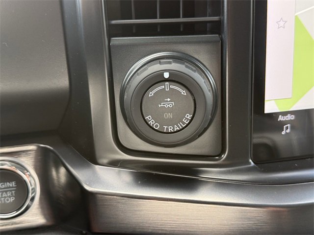 New 2026 Ford F250 Lariat w/ Black Appearance Package image 30
