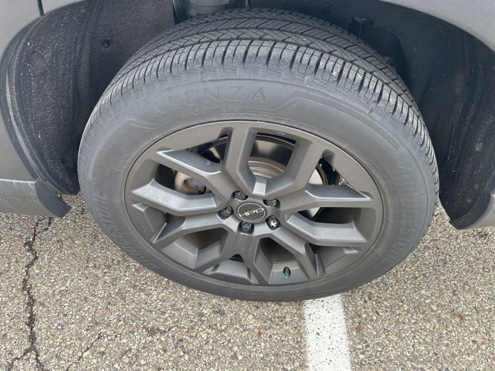 Used 2023 Honda Pilot Touring image 12