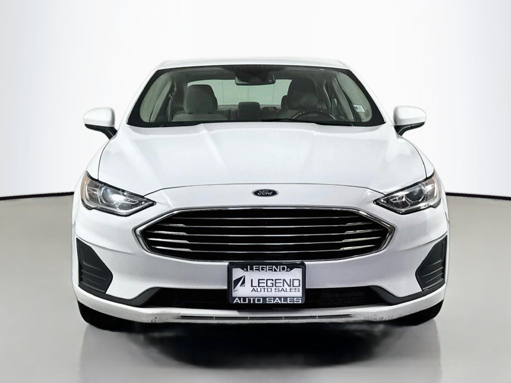 Used 2019 Ford Fusion SE FWD image 3