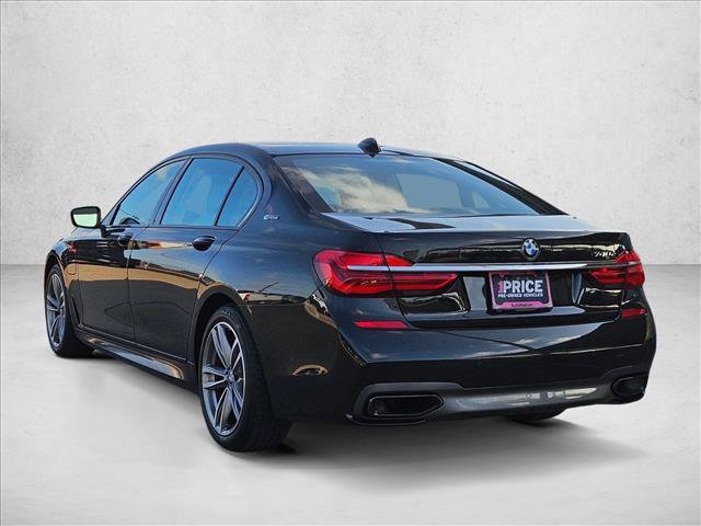 Used 2018 BMW 740e xDrive AWD/4WD image 7