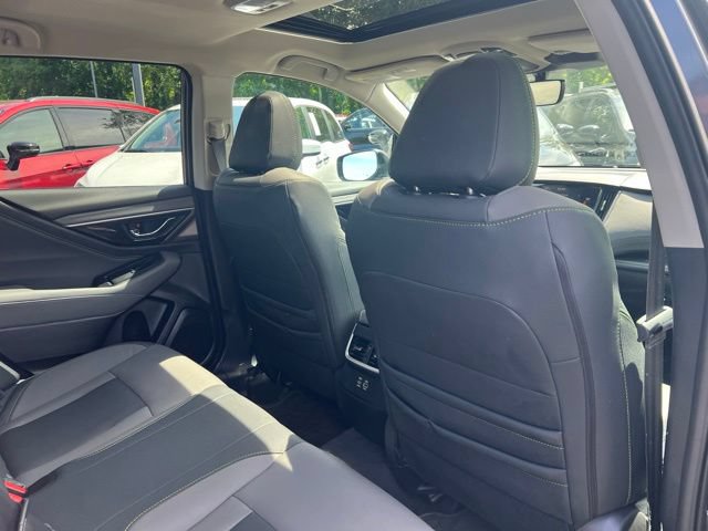 Used 2025 Subaru Outback Onyx Edition AWD/4WD image 23