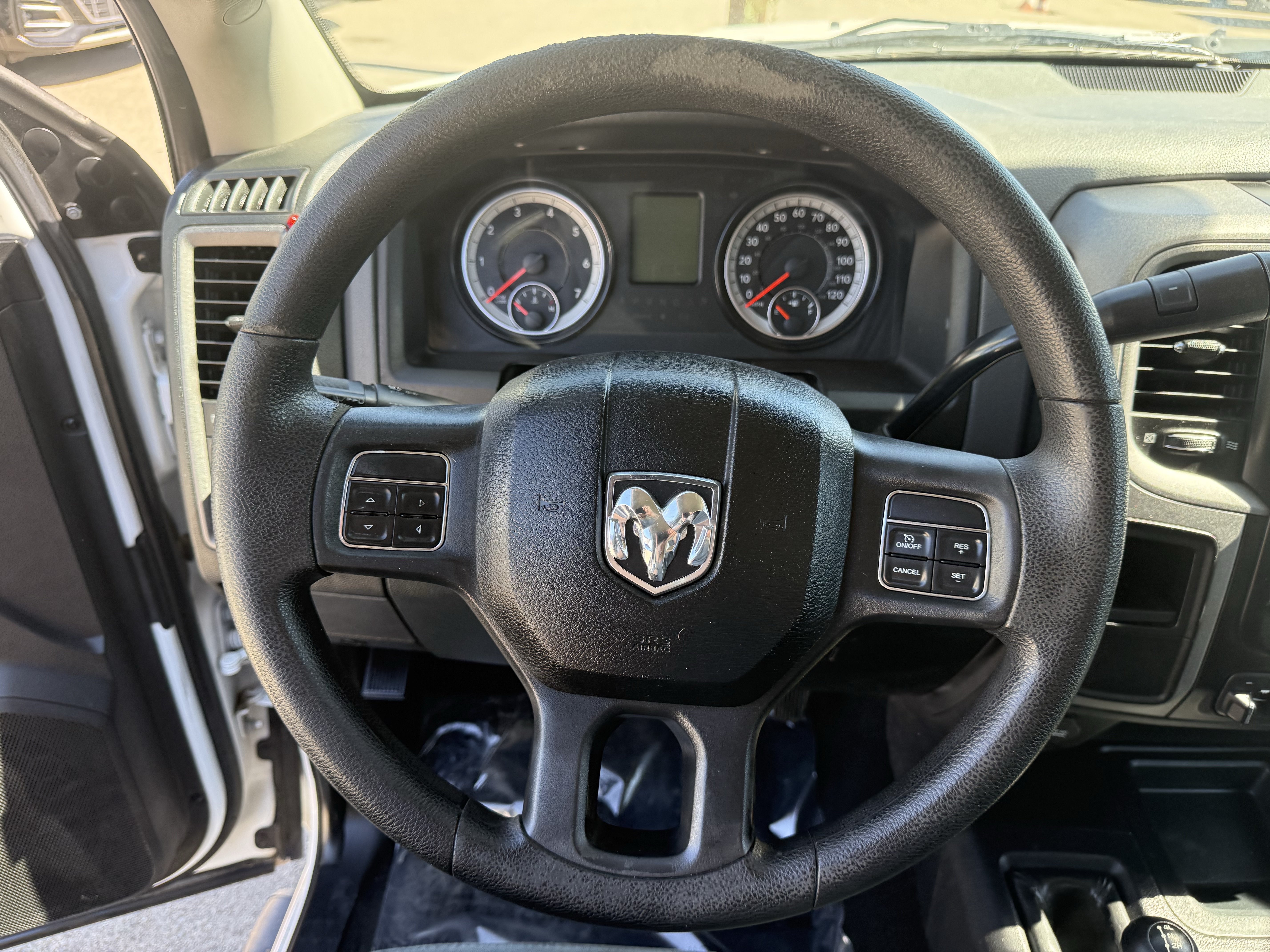 Used 2016 RAM 2500 Tradesman w/ Power & Remote Entry Group AWD/4WD image 14