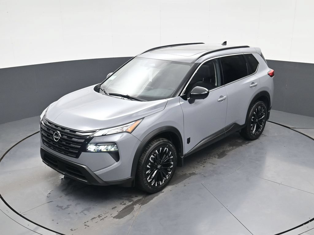 Used 2026 Nissan Rogue Dark Armor FWD image 28