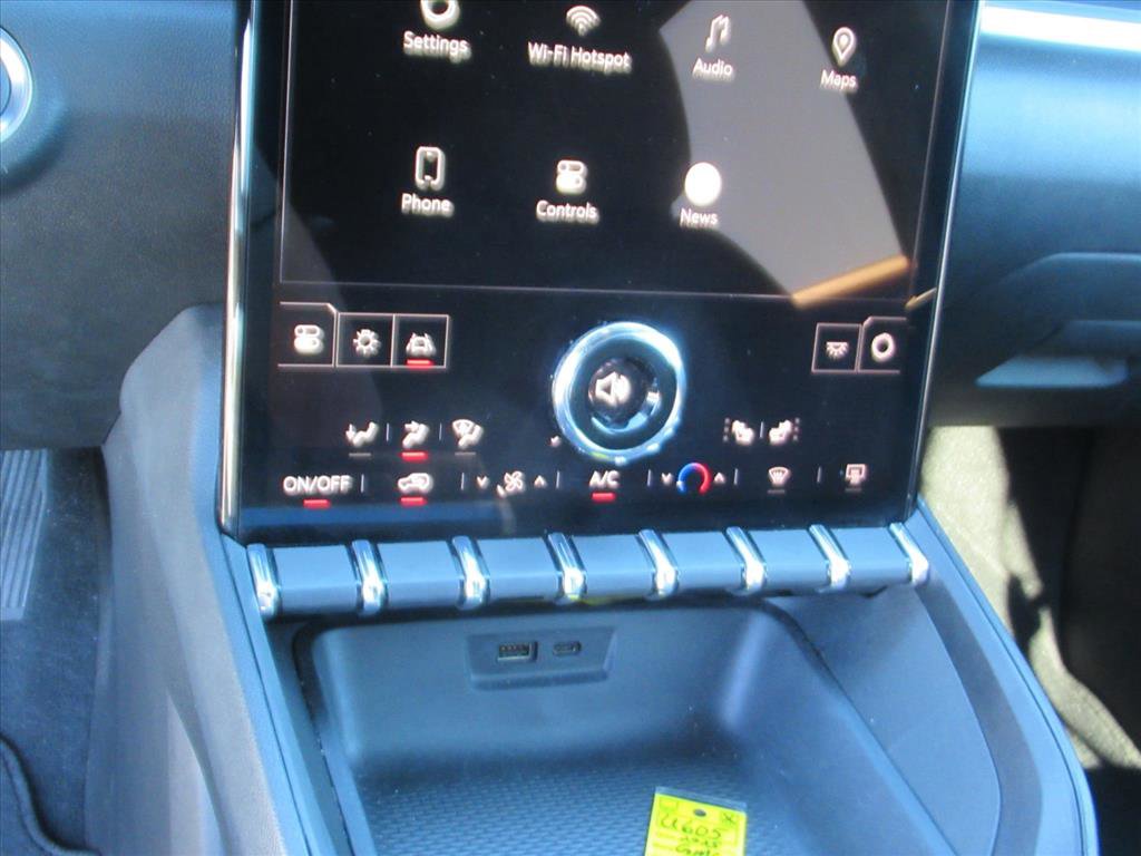 Used 2025 GMC Terrain Elevation image 23