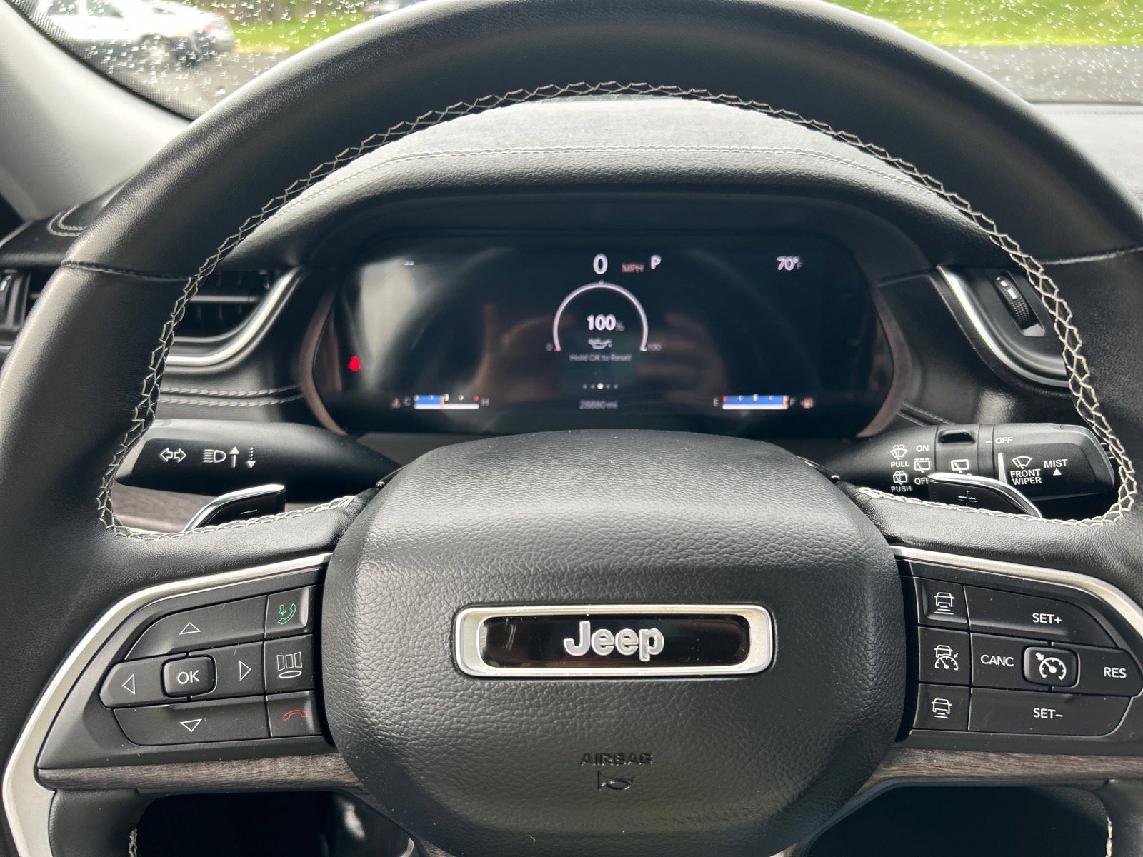 Used 2022 Jeep Grand Cherokee L Limited AWD/4WD image 25