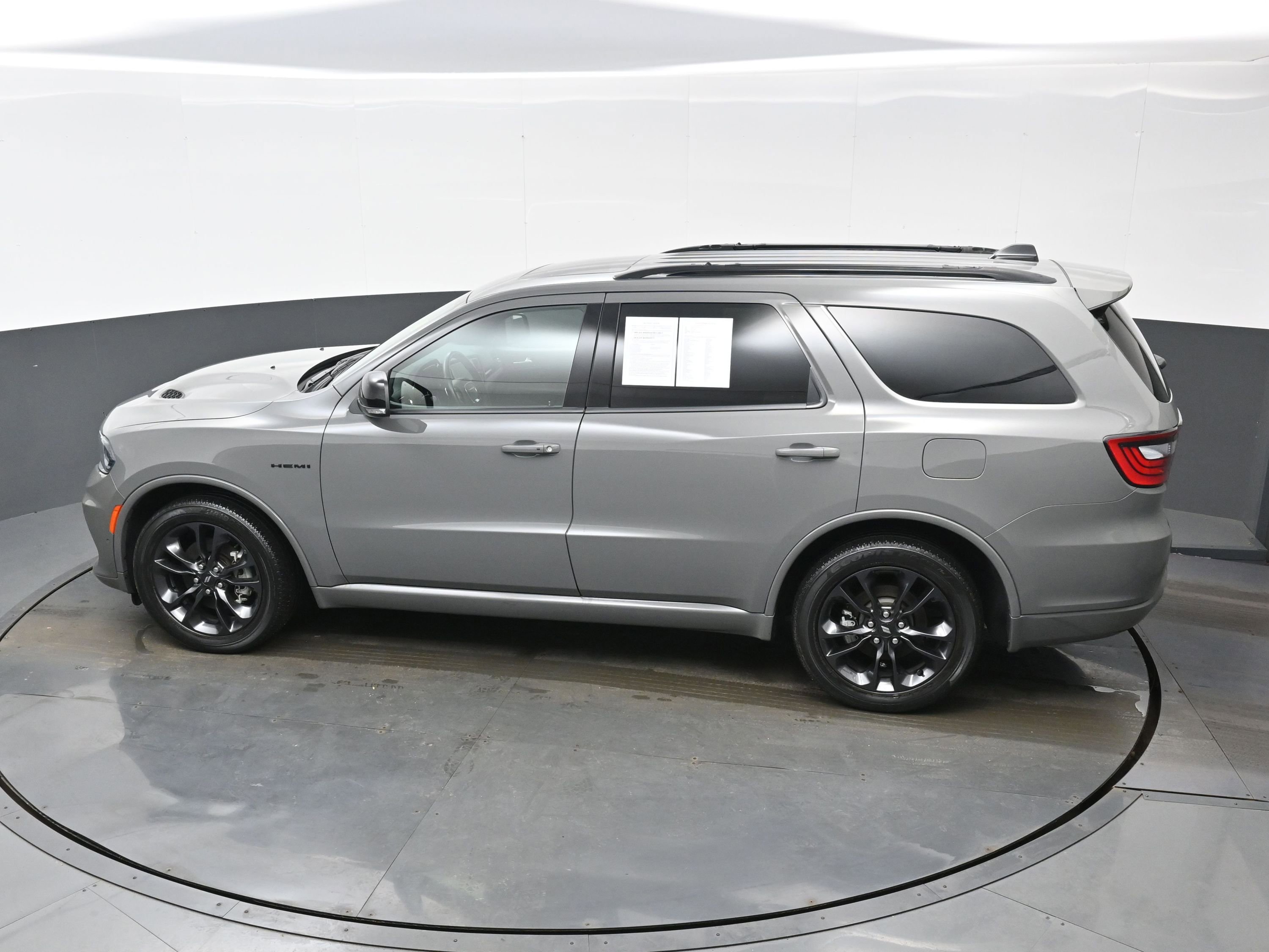Used 2024 Dodge Durango R/T image 36