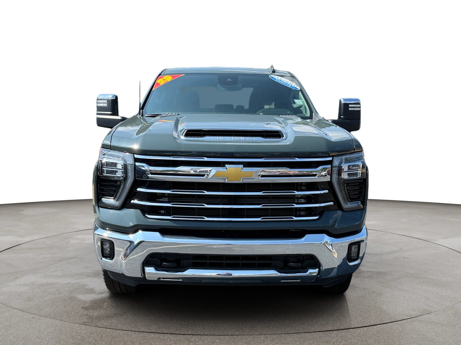 Used 2025 Chevrolet Silverado 2500 LTZ w/ LTZ Convenience Package AWD/4WD image 2